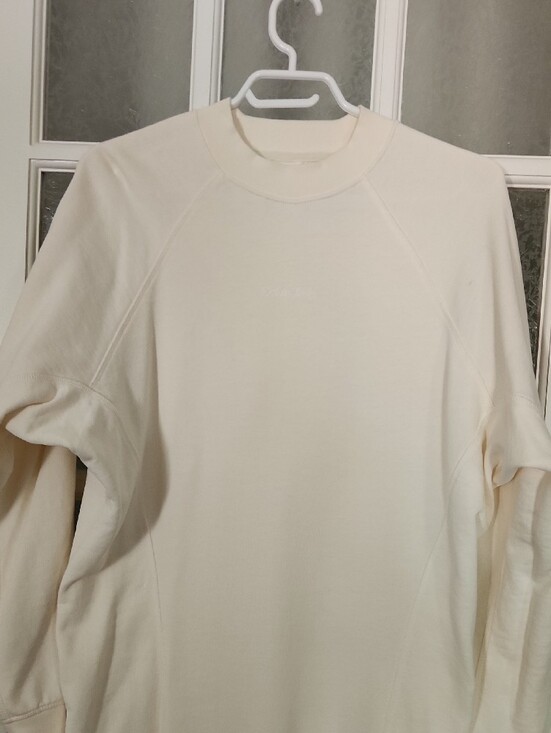 Calvin Klein Dresses & Skirts - Calvin Klein Cream Crewneck Sweatshirt Top
